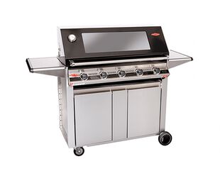 BeefEater Signature 3000E 5 Burner BBQ