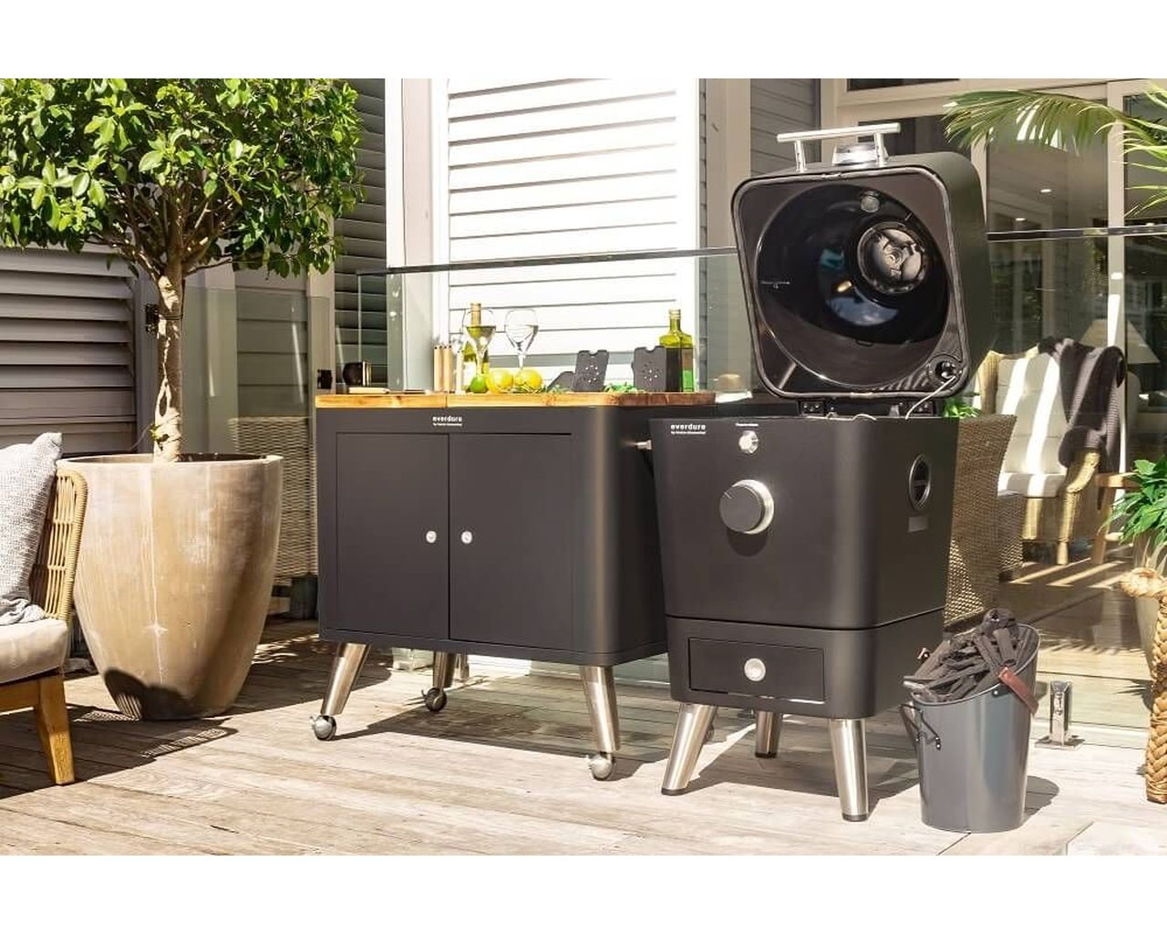 Everdure by Heston Blumenthal 4K Electric Ignition Charcoal Outdoor Oven (Black), Black, hi-res image number null